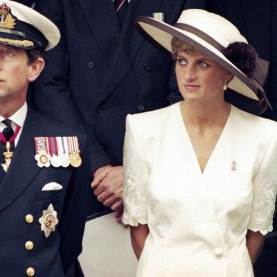 Η άγνωστη επιστολή της Diana λίγο μετά τον γάμο της με τον Κάρολο συγκινεί