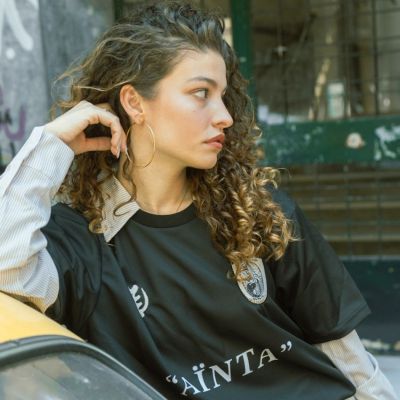 Ένα lookbook φτιαγμένο από τις ιστορίες που «γράφονται» καθημερινά στους δρόμους της πόλης