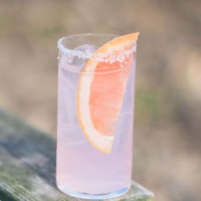 Η Paloma είναι το cocktail του καλοκαιριού: 4 μέρη στην Αθήνα που τη φτιάχνουν τέλεια