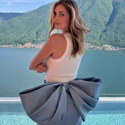 Η Chiara Ferragni φόρεσε το πιο cute κοκαλάκι μαλλιών στην Αθήνα