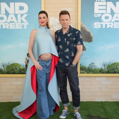 Η Anne Hathaway, η fake κοιλιά εγκυμοσύνης και το δικαίωμα να μην απολογούμαστε πια για το σώμα μας
