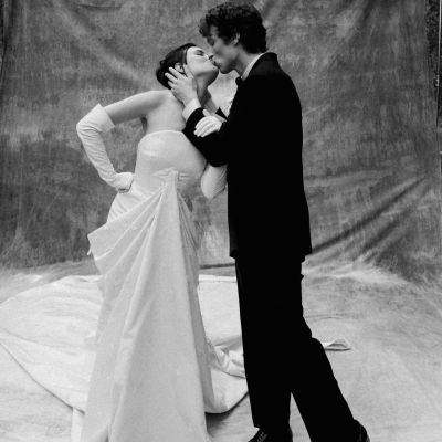 September brides, take notes: Η Tallulah Willis με το πιο updated bridal bun