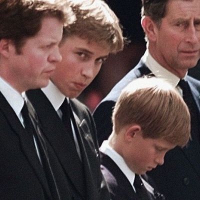 29 χρόνια μετά τον θάνατο της Diana, ποιον να πιστέψεις; Tον αδερφό της ή τον βασιλιά Κάρολο;