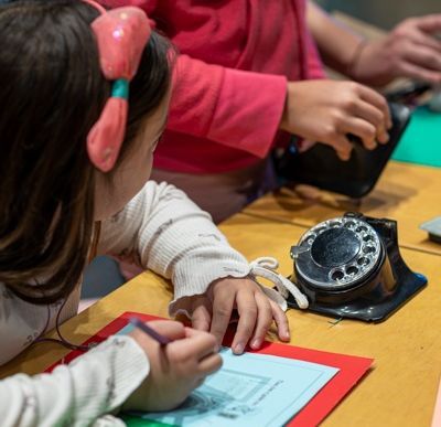 Ώρα να ανακαλύψεις με το παιδί σου νέα πράγματα στο Μουσείου Τηλεπικοινωνιών ΟΤΕ!