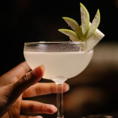 Appletini: Το κλασικό cocktail με μήλο που φτιάχνεται πανεύκολα στο σπίτι