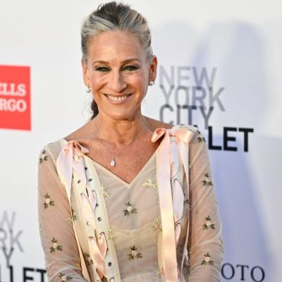 Sarah Jessica Parker: Η εντυπωσιακή πλεξούδα που έφερε ξανά την Carrie Bradshaw στο κόκκινο χαλί