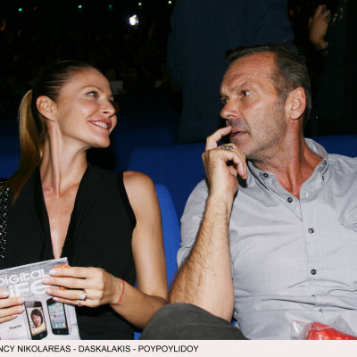 Η Τζένη είναι «Μες την καλή χαρά»