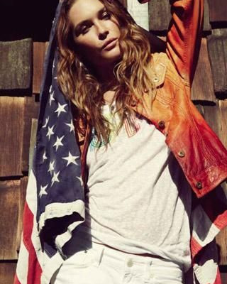 Η Erin Wasson το νέο κορίτσι της Replay