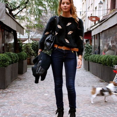 To ρετρό πουλόβερ