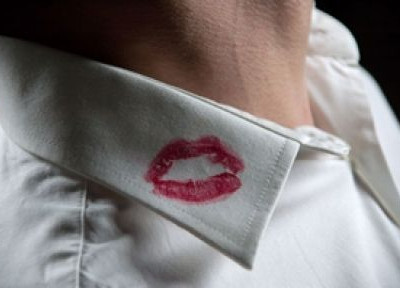 Η άδεια τσέπη οδηγεί… στην απιστία