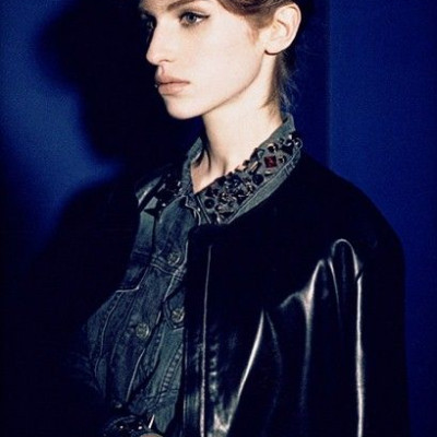 Η κόρη της Annie Lennox στην καμπάνιά της Acne