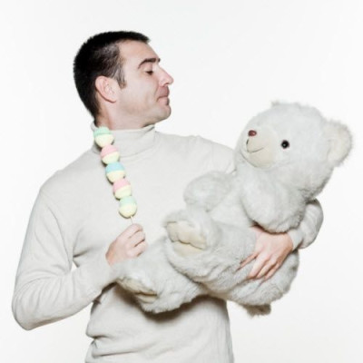 Ο άντρας ζουζούνας