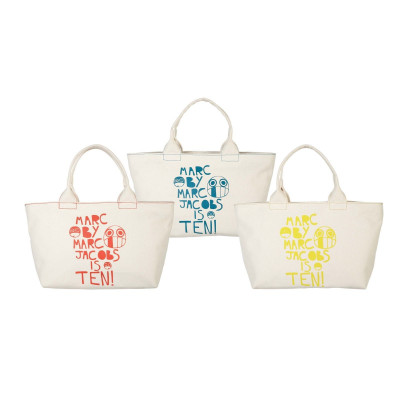 Φιεστά: Στη Νέα Υόρκη γιορτάζουν τα 10 χρόνια Μarc by Marc Jacobs