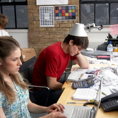 Οι άντρες δεν τα βγάζουν πέρα ούτε με μία κούπα καφέ!