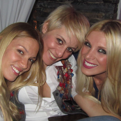 PARTY TIME ... VICKY,ELEONORA,KATERINA.