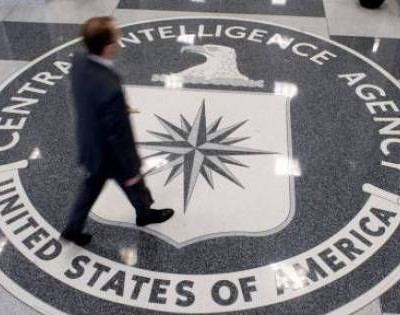 Ο προγραμματιστής που κορόιδεψε την CIA