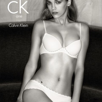 Η νέα καμπάνια της CK One