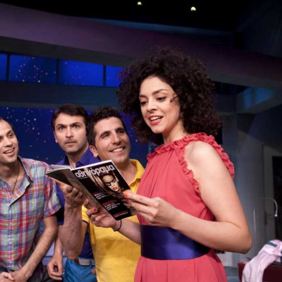 Και οι 4 είναι απλά υπέροχοι στην συγκεκριμένη παράσταση