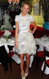 Mην είσαστε κακοί με την Blake Lively