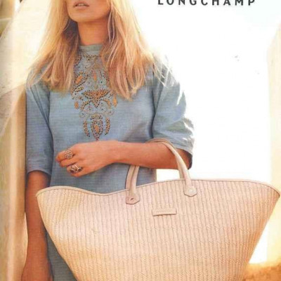 Το βίντεο «Faraway» με την Kate Moss και τις δημιουργίες της για την Longchamp πρωταγωνίστριες