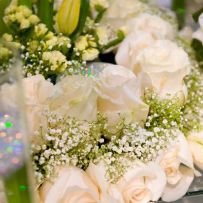 Tα λουλούδια που θα έχω για διακόσμηση στο κέντρο του τραπεζιού, μπορούν να τα πάρουν οι καλεσμένοι μου;