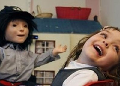 Ρομπότ μαθαίνει στα αυτιστικά παιδιά τα συναισθήματα!