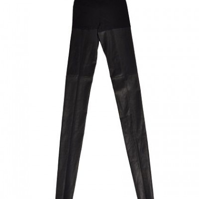 Τα μαύρα τα δερμάτινα τα παντελόνια σας πάνε