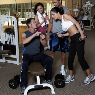 Ψάχνετε για το τέλειο γυμναστήριο; Βρίσκεται εκεί που βρίσκεται κι ο τέλειος άντρας