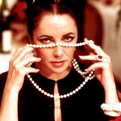 HAZEL EYES Elizabeth Taylor