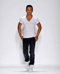 O Pragal Gurung Πρέσβης Καλής Θελήσεως