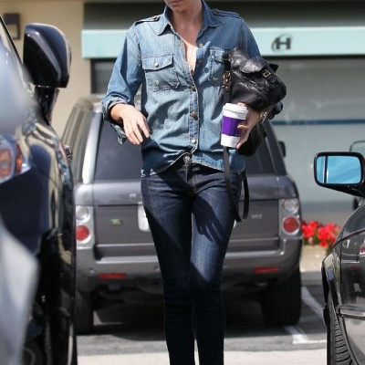 STREET FASHION – Oh Charlize!