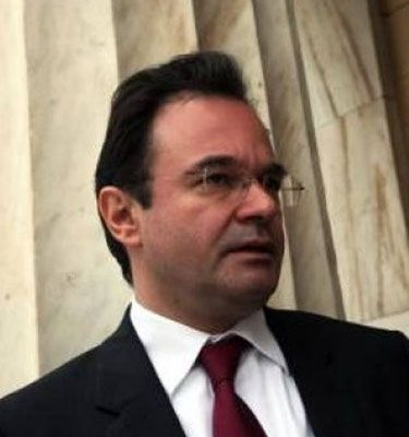 O Γ. Παπακωνσταντίνου στους FT: Η αύξηση των επιτοκίων από την ΕΚΤ ανησυχητική για την Ελλάδα