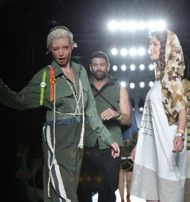 «New model army» παρουσίαση από την Κατερίνα Αλεξανδράκη