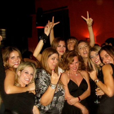 GIRLS NIGHT OUT ... ROCKING IN LALU