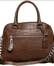 H μαμά του Michael Kors έγινε τσάντα