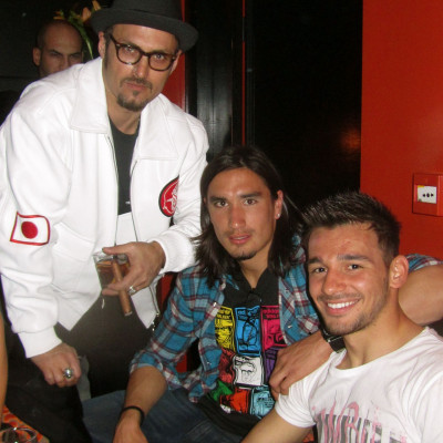 ROCK ON MEN !!!!! SPIROS POROS,SEBASTIAN LETO & SOTIRIS NINIS !!!!!