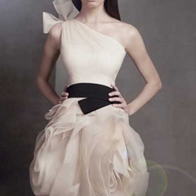 Αγόρασε κι εσύ Marchesa. Μπορείς!