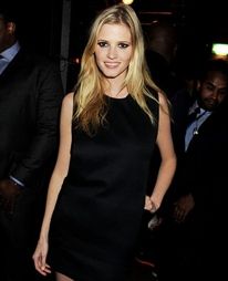 Η Anja Rubik επιλέγει Pucci για τον γάμο της