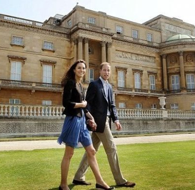 Αναβλήθηκε το ταξίδι του μέλιτος του πριγκιπικού ζευγαριού