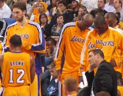 PAU GASOL,LAMAR ODOM,KOBE BRYANT & THE REST OF THE L.A. LAKERS IN LONDON @ THE 02 ARENA.