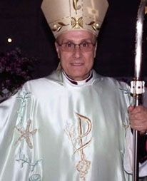 Ο διάβολος φορούσε Prada, και ο επίσκοπος Armani