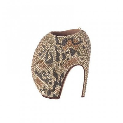 Κάντε τώρα τα Αrmadillo McQueen δικά σας μόνο με 17€