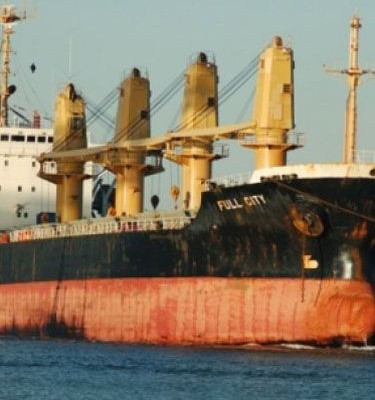 Oι πειρατές άφησαν ελεύθερο το κινεζικό πλοίο