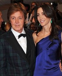 Ο Paul McCartney αρραβωνιάζεται –ξανά
