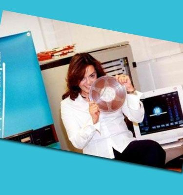 Η έκπληξη της Eurovision, Μαρία Κοζάκου γοήτευσε με την χθεσινή αναμετάδοση του μουσικού διαγωνισμού. Πληροφορίες για το ποια είναι αυτή η γυναίκα