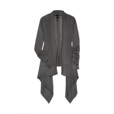 Μια ζακέτα για τις κρύες νύχτες