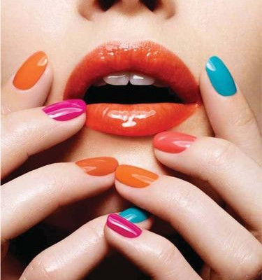 Μακιγιάζ σαν πολύχρωμο κοκτέιλ