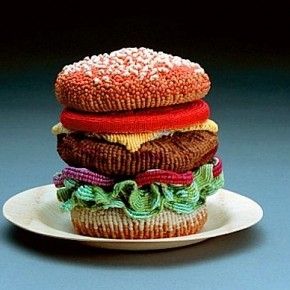 Πλεκτό Junk food από τον Ed Bing Lee