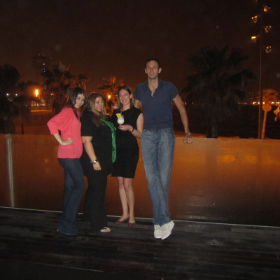 ΣΤΗΝ ΒΑΡΚΕΛΩΝΗ ΜΕ ΤΗΝ SINE BUYUKA ΤΗΝ ΞΑΝΘΗ ΣΑΡΑΦΙΑΝΟΥ  & ΤΟΝ TOMAS VAN DE SPIEGEL