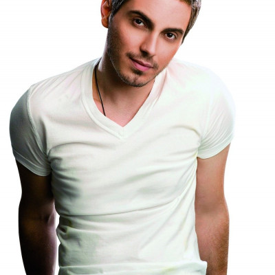 «Η ευτυχία μου δεν εξαρτάται από το αν είμαι παντρεμένος ή όχι» εξομολογείται ο Μιχάλης Χατζηγιάννης αποκλειστικά στο Queen.gr